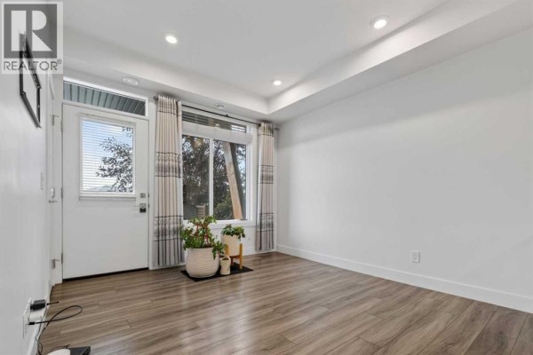 214 Seton Passage Se, Calgary, AB T2X0C1 Photo 4