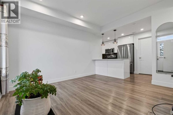 214 Seton Passage Se, Calgary, AB T2X0C1 Photo 5