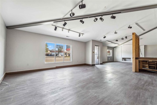 214 St Mary's Road, Winnipeg, MB, photo 3