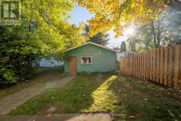 214 Victoria Street E, North Bay, ON P1B1P5 Photo 5