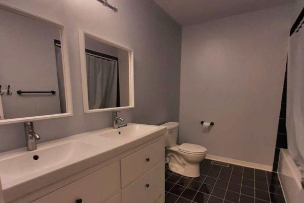 2140 Oakpoint Road, Oakville, ON, photo 2