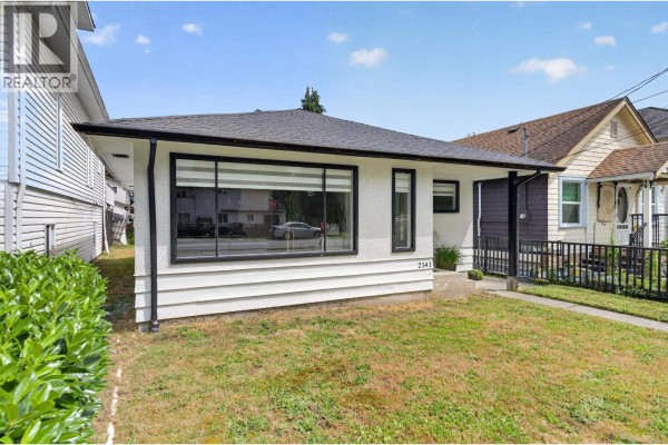 2141 Fraser Avenue, Port Coquitlam, BC, photo 2