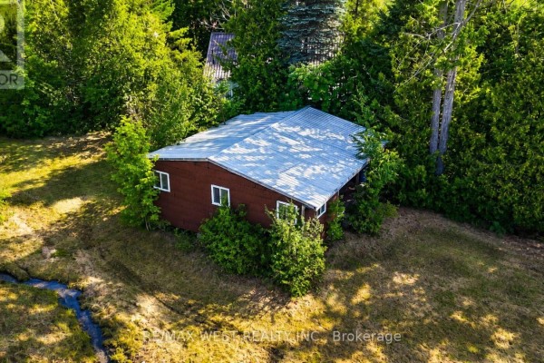 2143 North Orr Lake Road, Springwater, ON, photo 3
