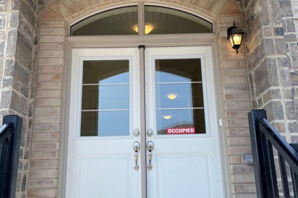 Great room - 2144 Coppermine Street, Oshawa, ON L1L0T1 Photo 2