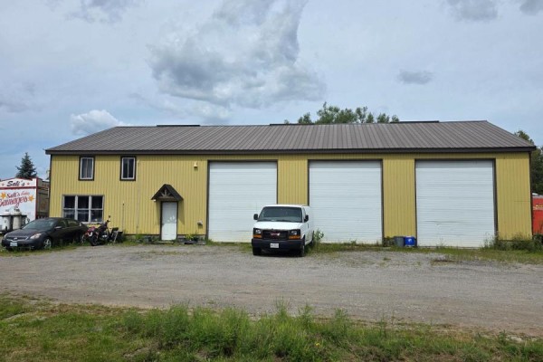 2144 Hamilton Road, London South, ON, photo 3