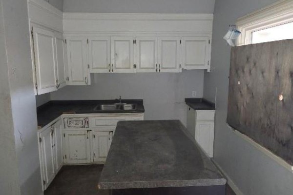 Dining room - 2144 Osler Street, Regina, SK S4P1W6 Photo 2