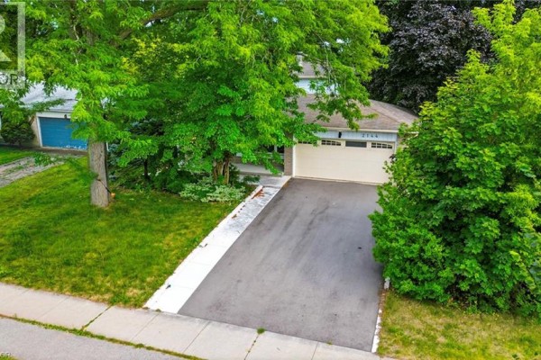 2144 Rebecca Street, Oakville, ON, photo 3
