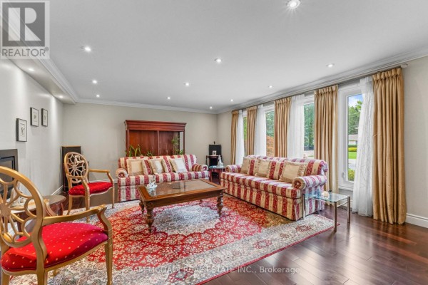 Recreational, Games room - 2145 Oneida Crescent, Mississauga, ON L5C1V7 Photo 5