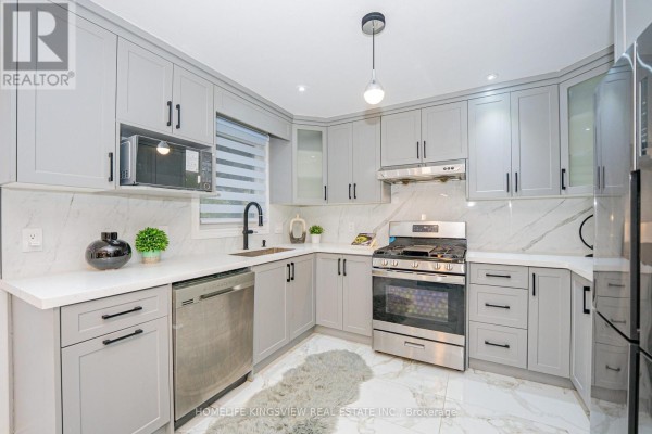 Kitchen - 2147 Fifth Line W, Mississauga, ON L5K2K3 Photo 4