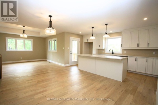 21477 Macgregor Drive, South Glengarry, ON K0C1E0 Photo 3