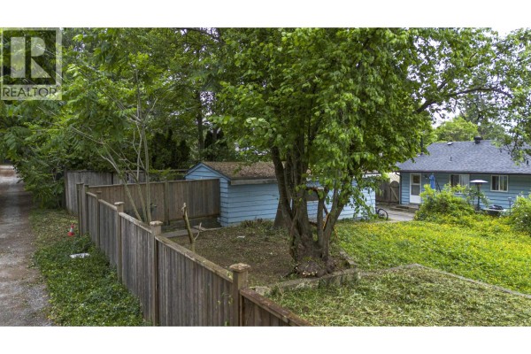 2148 Central Avenue, Port Coquitlam, BC V3C1V5 Photo 4