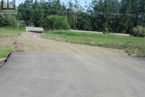 215, 13348 672a Township, Lac La Biche, AB, photo 3