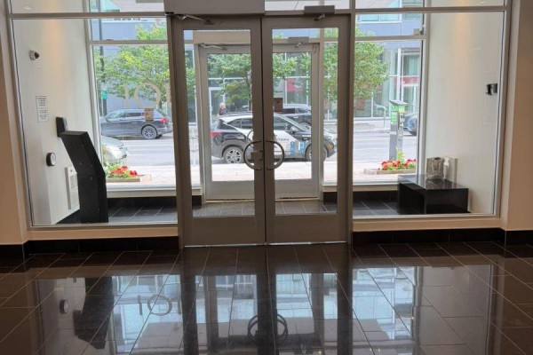 215 - 101 Richmond Road, Ottawa, ON K1Z0A6 Photo 2