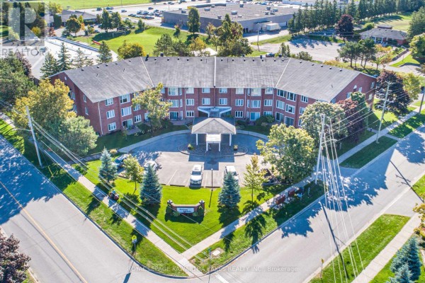 215 - 2 Heritage Way, Kawartha Lakes, ON, photo 3