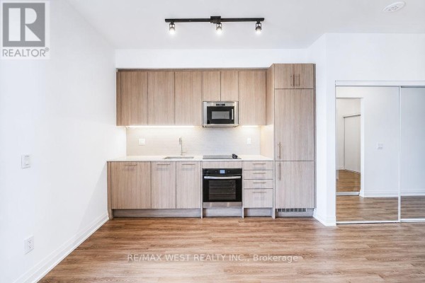 215 - 286 Main Street, Toronto, ON, photo 3