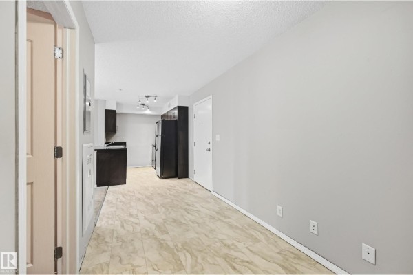 Den - #215 11804 22 Av Sw, Edmonton, AB T6W2A2 Photo 4