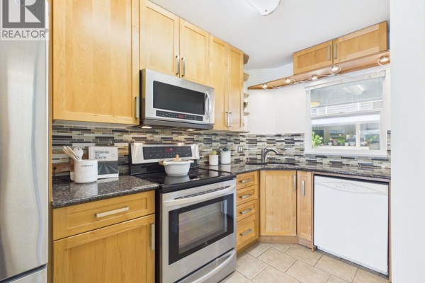 215 2238 Kingsway Street, Vancouver, BC V5N2T7 Photo 2