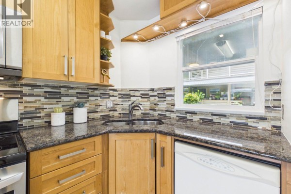 215 2238 Kingsway Street, Vancouver, BC V5N2T7 Photo 4