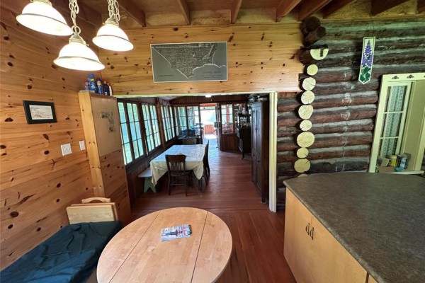Porch - 215 5th Avenue, Victoria Beach, MB R0E2C0 Photo 4