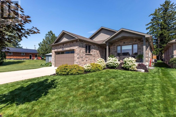 215 Djay Crescent, West Grey, ON, photo 3