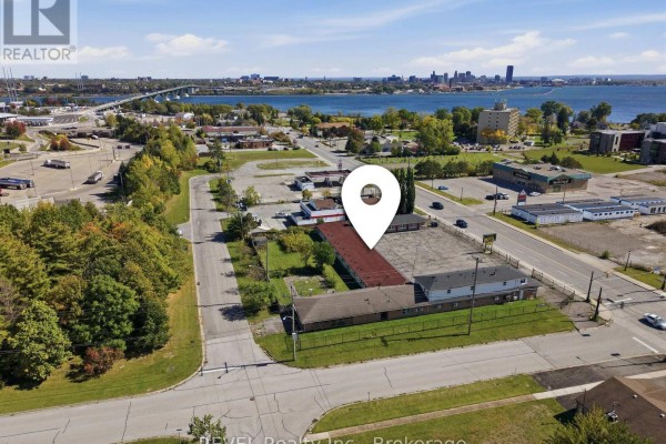215 Garrison Road, Fort Erie, ON L2A1M6 Photo 4