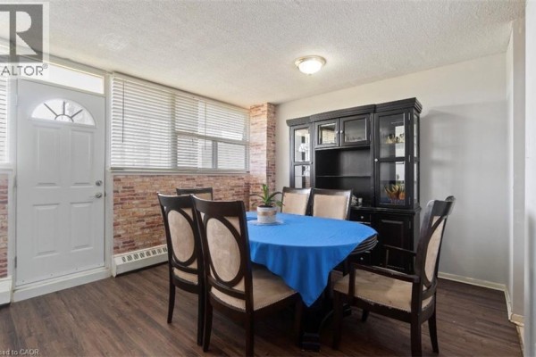 4pc Bathroom - 215 Glenridge Avenue Unit# 409, St  Catharines, ON L2T3J7 Photo 3