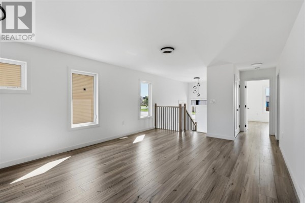 Foyer - 215 Greenfield Dr, Sault Ste  Marie, ON P6C3T3 Photo 4