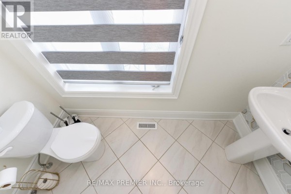 Bedroom - 215 Hayrake Street, Brampton, ON L6Z0A2 Photo 4