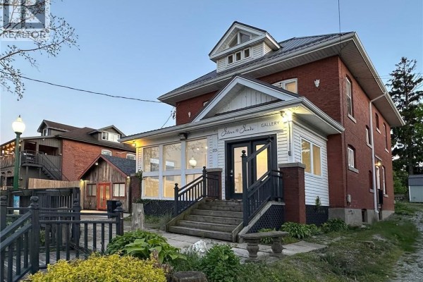 215 Main Street, Port Dover, ON, photo 2