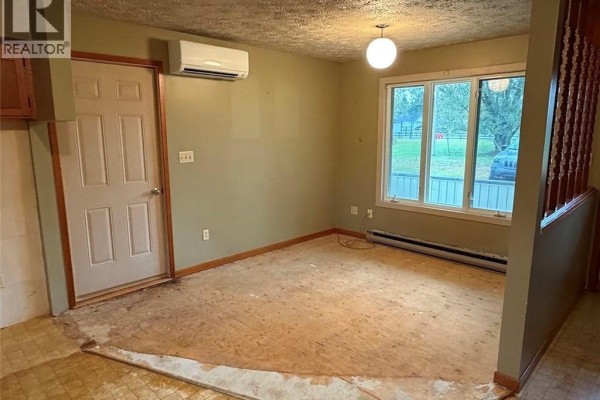 Primary Bedroom - 2150 Commerciale Street, Saint Francois De Madawaska, NB E7A1B4 Photo 2