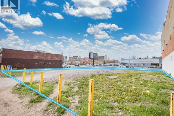 2151 Broad Street, Regina, SK S4P1Y6 Photo 4