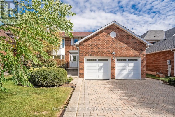 Residential for sale at 2151 Pineview Drive, Oakville, ON - MLS® HJ5Dxw