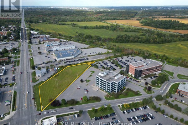 2151 Robertson Road, Ottawa, ON K2H5Z2 Photo 5