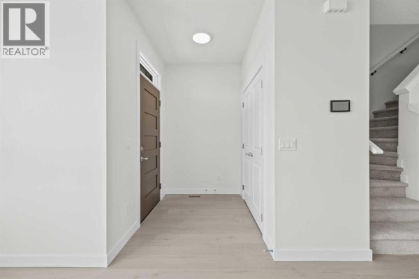 Dining room - 21531 Sheriff King Street Sw, Calgary, AB T2X6R8 Photo 3