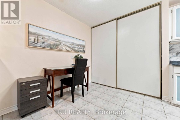 2154 Orient Park Drive, Ottawa, ON K1B4V9 Photo 5