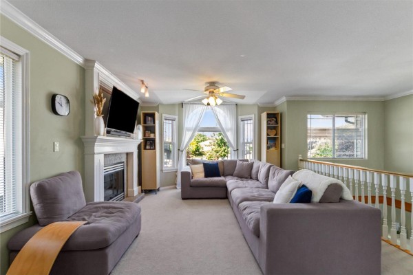 21549 50a Avenue, Langley, BC V3A8W4 Photo 4