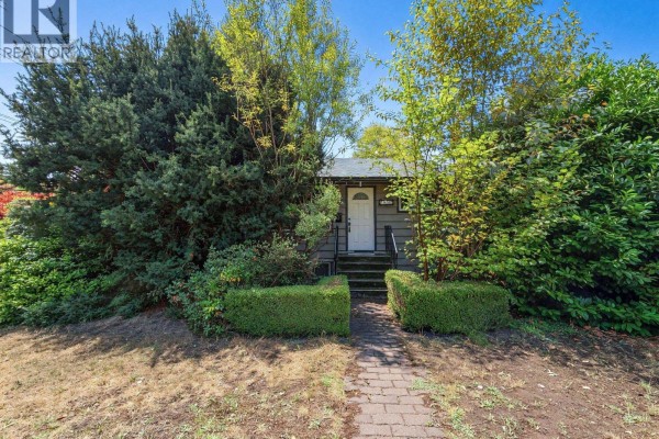 2155 Mohawk Avenue, Coquitlam