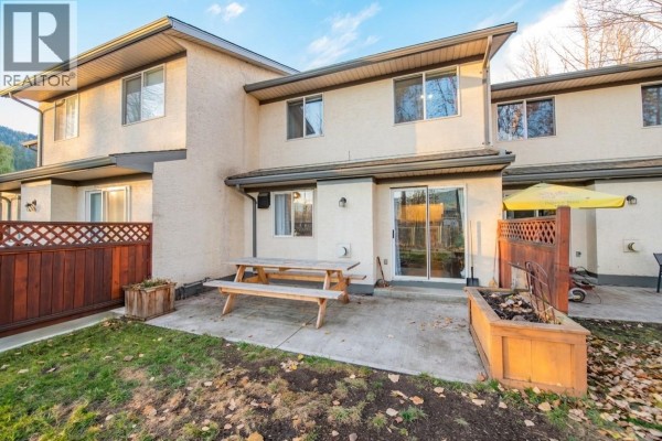 2156 Bessette Street Unit# 11, Lumby, BC, photo 2