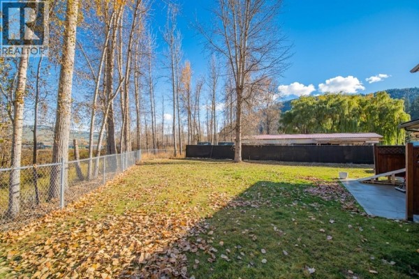 2156 Bessette Street Unit# 11, Lumby, BC, photo 3