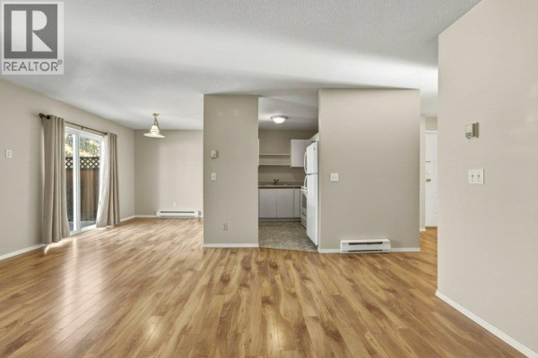 4pc Bathroom - 2156 Bessette Street Unit# 7, Lumby, BC V0E2G0 Photo 3