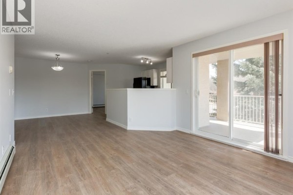 Kitchen - 216, 2000 Citadel Meadow Point Nw, Calgary, AB T3G5N5 Photo 5