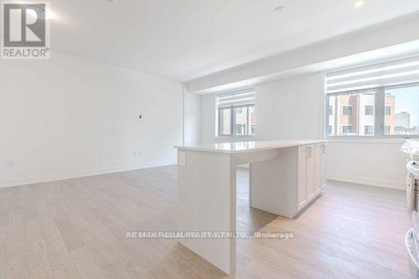 216 - 1085 Douglas Mccurdy Common, Mississauga, ON L5G4B1 Photo 4