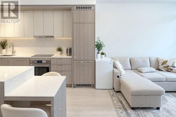 216 - 6 Greenbriar Road, Toronto, ON M2K1H5 Photo 5