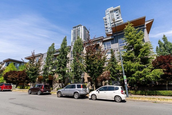216 13339 102a Avenue, Surrey, BC, photo 2