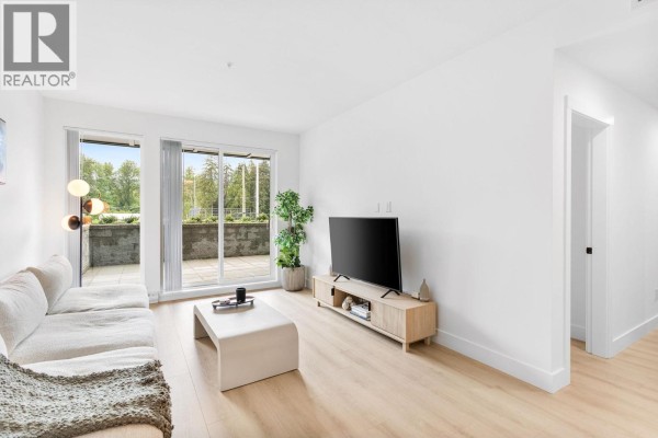 216 3055 Murray Street, Port Moody, BC V3H0P4 Photo 5