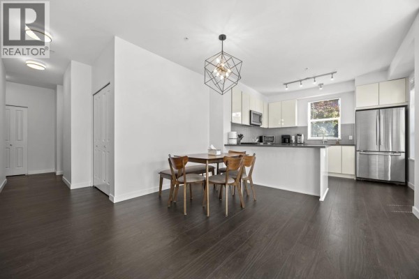 216 607 Cottonwood Avenue, Coquitlam, BC V3J0H1 Photo 3