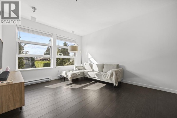 216 607 Cottonwood Avenue, Coquitlam, BC V3J0H1 Photo 4