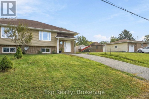Dining room - 216 Brant Street, Deseronto), ON K0K1X0 Photo 3