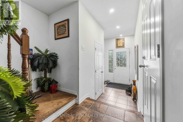 216 Cityview Crescent, Ottawa, ON K4A0T9 Photo 5