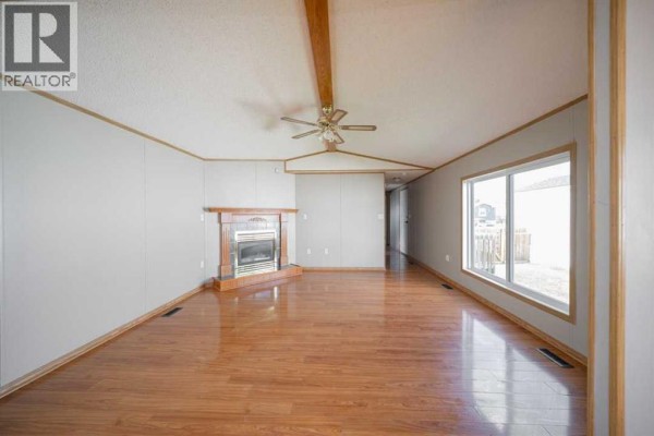 Bedroom - 216 Cree Road, Fort Mcmurray, AB T9K1X8 Photo 5